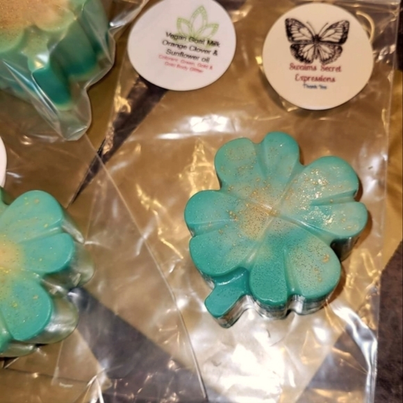 🫧 Vegan Goat Milk Soap 🍀 - Picture 7 of 8